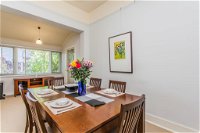 The Curtin Family Home - Bundaberg Accommodation