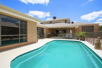 The Grand Holiday House - Accommodation Mooloolaba