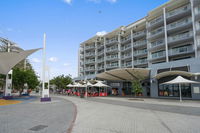 The Oaks Waterfront Resort Unit 414 - Car Rental