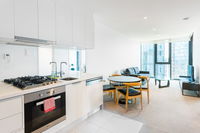 The Platinum Apartment in Melbourne - Accommodation Gladstone