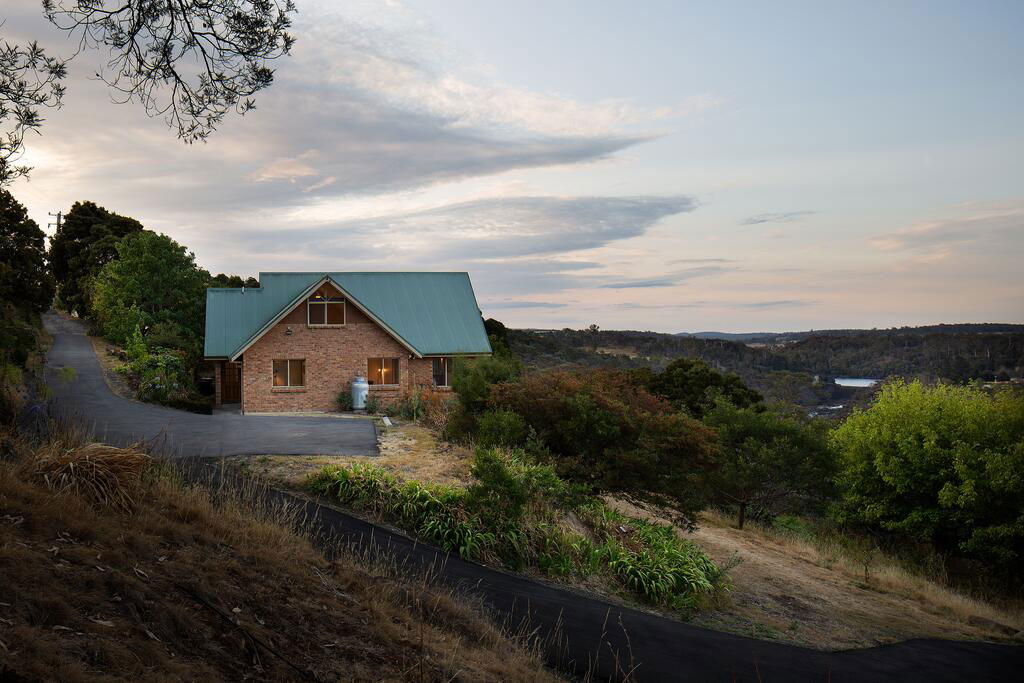 Blackstone Heights TAS St Kilda Accommodation