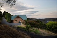 The River Valley Retreat - Accommodation Nelson Bay
