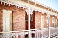 The Rose Hotel  Motel - Bundaberg Accommodation