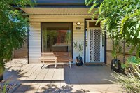 Book North Wagga Accommodation Vacations Holiday Find Holiday Find