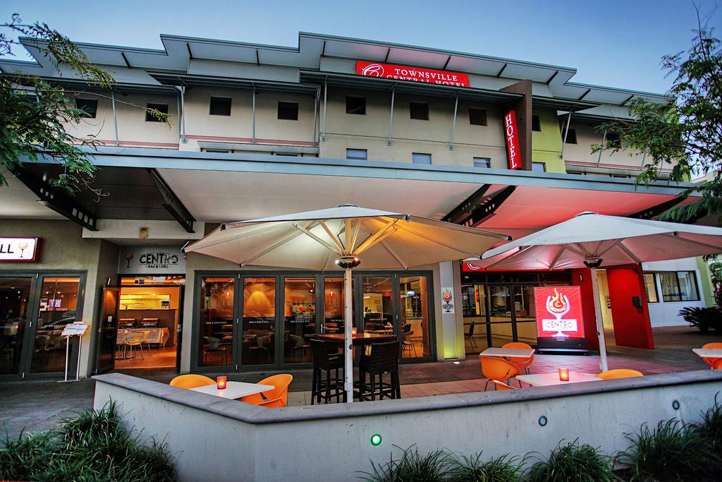 Townsville QLD Accommodation Port Macquarie