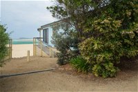 Tuross Beach Cabins  Campsites - Accommodation Port Macquarie