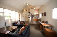 TWOFOURTWO Boutique Apartments - Accommodation Tasmania