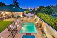 Ultimate Family Home - 3 Bedroom Lux Retreat with Private Pool Spa and Incredible Views - Australia Accommodation
