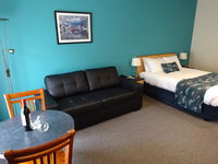 Victoria Lodge Motor Inn  Apartments - Accommodation Redcliffe