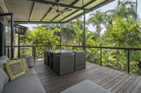 Villa Frangipani - Accommodation in Brisbane