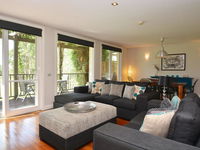 Book Pokolbin Accommodation Vacations Accommodation in Surfers Paradise Accommodation in Surfers Paradise