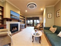 Wangi Waterfront Delight 4br Waterfront Reserve Home - Great Ocean Road Tourism