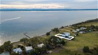 Waterfront Sanctuary - Raymond Island Getaway - Lismore Accommodation