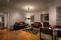 Crest On Barkly Serviced Apartments - Tourism Listing