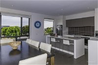 1 Pebble Place - Accommodation Airlie Beach