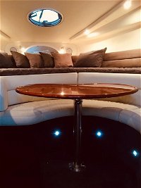 Luxury on the water Private luxurious boat - Accommodation Adelaide