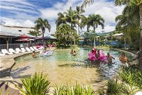 Summer House Backpackers Cairns - Accommodation Airlie Beach
