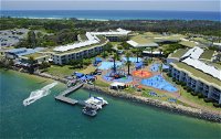 Sea World Resort  Water Park - Accommodation Adelaide