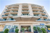 Central Cosmo Apartment Hotel - Great Ocean Road Tourism