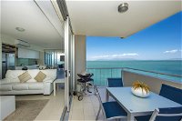 1 Bright Point Apartment 4201 - Accommodation Airlie Beach