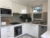 Waterview Cottage - Accommodation Airlie Beach