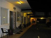 White Manor Motel - QLD Tourism