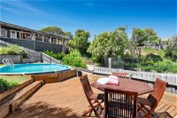 Willowdene with pool spa tennis court and fireplace - Accommodation Port Hedland