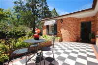 Winston Cottage at Three Sisters - Accommodation in Surfers Paradise