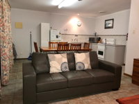 Wintersun Holiday Cottages - Accommodation Airlie Beach