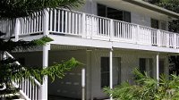 Wonky Pine Beach House NARRWALLEE- 4 bedroom - Accommodation Airlie Beach