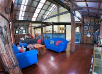 Woolshed Eco Lodge - Go Out