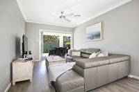 Wowly Waters - Pet Friendly - 1 Min Walk to Beach - Accommodation Perth