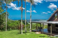 Your Luxury Escape - Cedar View - Accommodation Airlie Beach