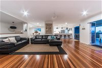 Hayman Views - Accommodation Brisbane