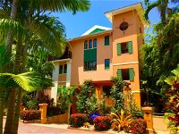 Martinique On Macrossan - Accommodation in Surfers Paradise