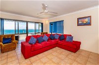 Fantastic Views from this top floor unit - Surfers Gold Coast