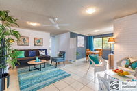 Air Conditioned Unit Stones throw to the Waterfront. - Accommodation Mount Tamborine