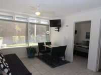 Portofino Unit 5 - Australia Accommodation