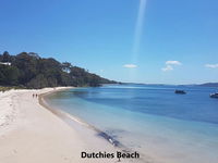 1/8 Christmas Bush Avenue - three bedroom duplex close to Dutchies Beach - Accommodation Tasmania