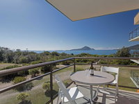 10 'Intrepid' 3 Intrepid Close - water views over Shoal Bay Beach - eAccommodation