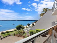 10 'Kiah' 53 Victoria Parade - Waterfront Views AIRCON and Close to the Marina. - Accommodation Coffs Harbour