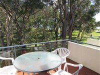 13' Mistral Court' 17 Mistral Close - walk across to Little Beach - Accommodation Search