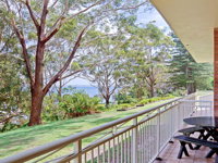 2 'Fiddlers Green' 62 Magnus Street - ground floor unit walking distance to Nelson Bay - Tourism Caloundra