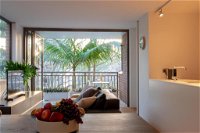 2 Bedroom Apt in Potts Point with Parking - Tourism Noosa