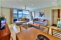 2 Bedroom Poinciana Lodge - Accommodation Cooktown