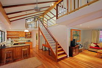 2 Manfred Street Belongil Beach - Susie's Beach House - Accommodation Mt Buller