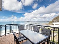 2/137 Soldiers Point Road - luxury unit on the waterfront with aircon and free unlimited Wi Fi