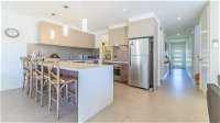 29 Birch Crescent Cowes - Accommodation in Surfers Paradise