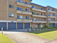 3 'Silvana Court' 26 Ajax Avenue - neat unit with air conditioning - WA Accommodation