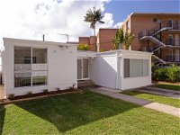 3 Lillian Street - fantastic house so close to the water - Sydney Tourism